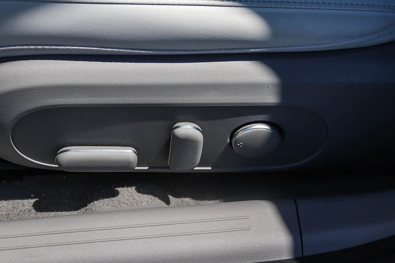 Used 2024 Hyundai Ioniq 6 SEL RWD image 29