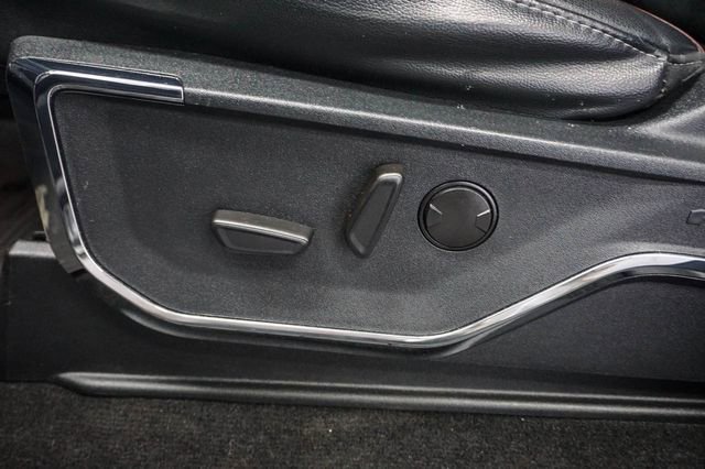 Used 2022 Ford F150 Lariat AWD/4WD image 9