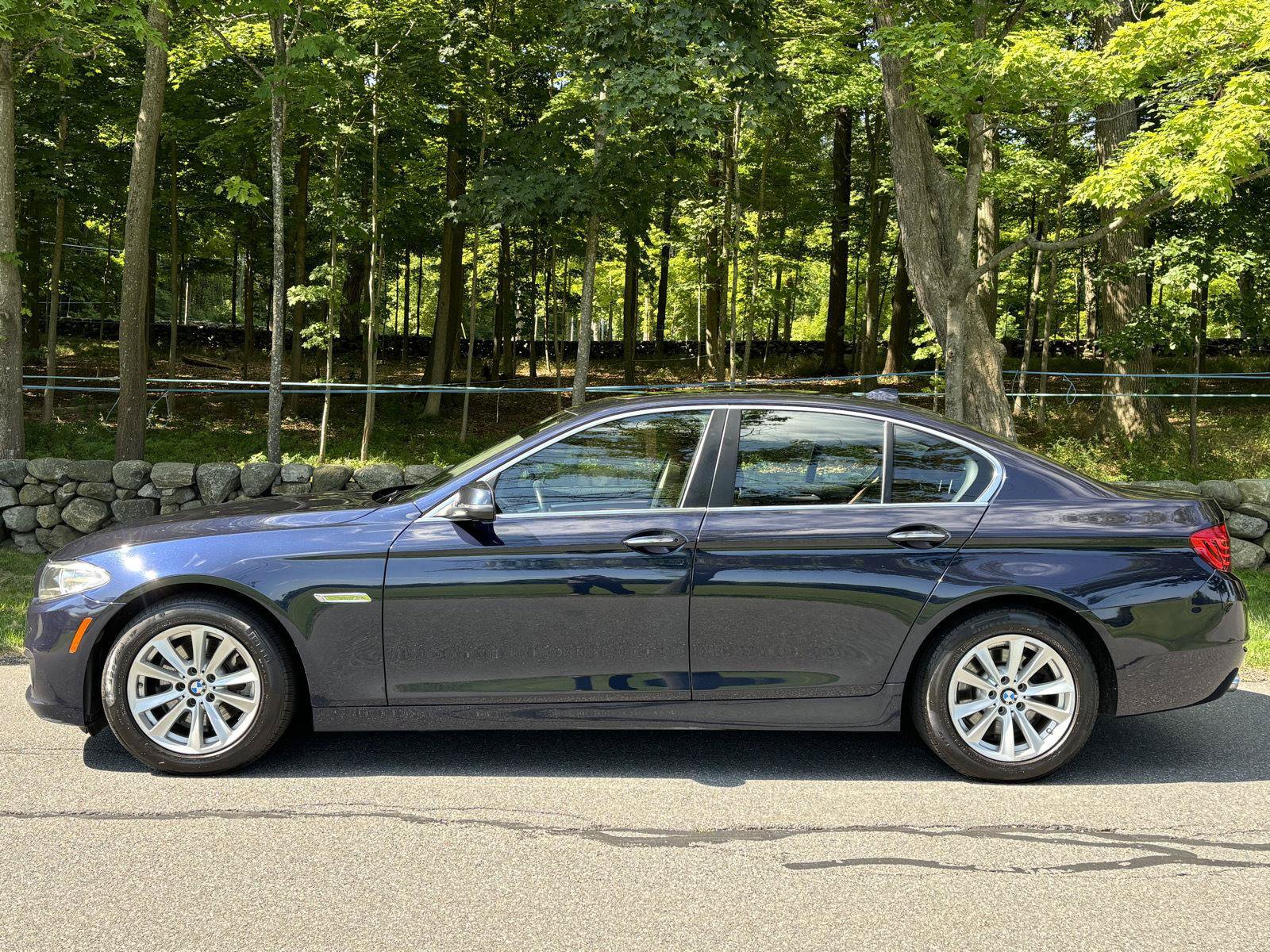 Used 2015 BMW 528i xDrive Sedan AWD/4WD image 13