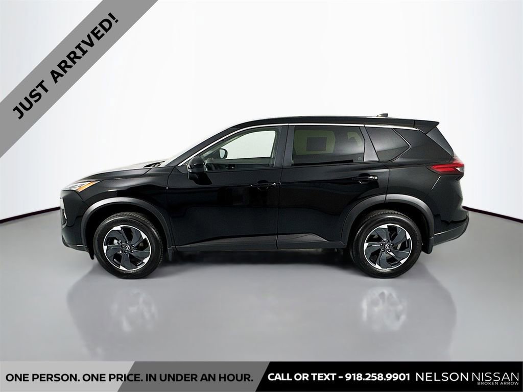 Certified 2025 Nissan Rogue SV image 8