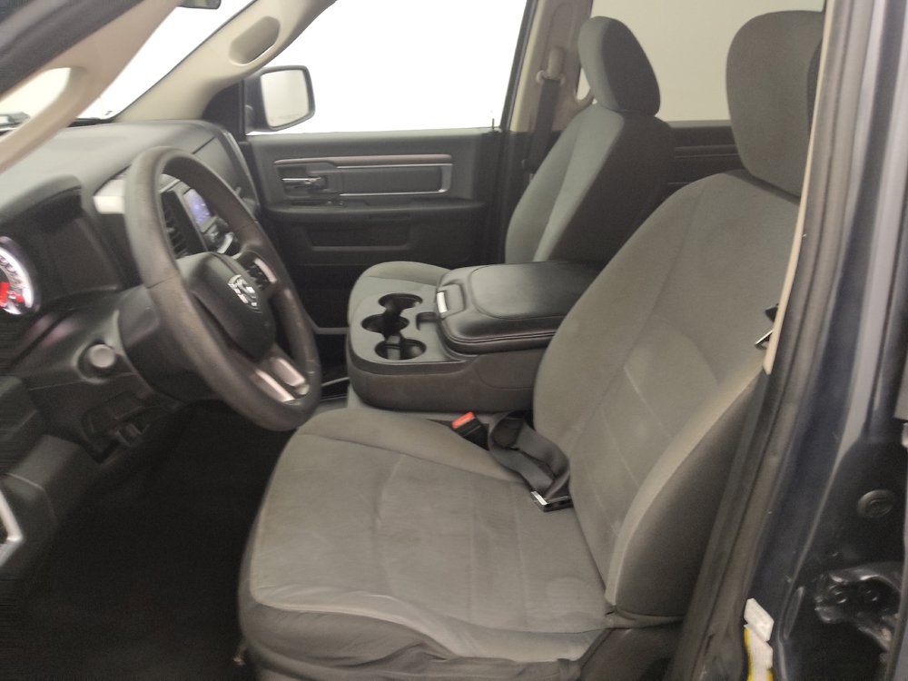 Used 2021 RAM 1500 Classic SLT AWD/4WD image 17