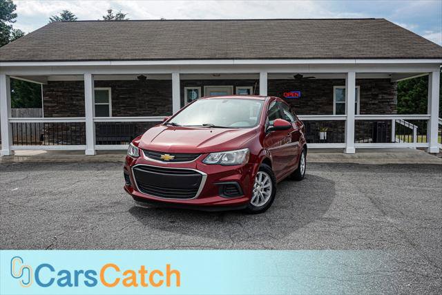 Used 2019 Chevrolet Sonic LT FWD image 1
