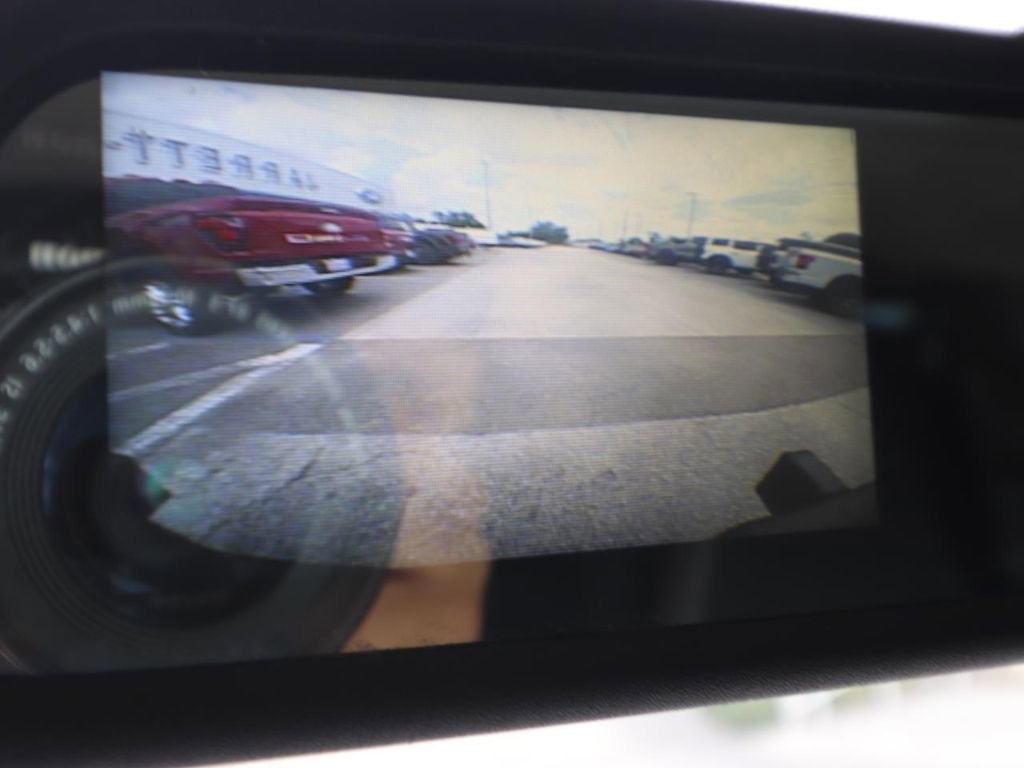 Used 2024 GMC Savana 2500 w/ Driver Convenience Package image 4