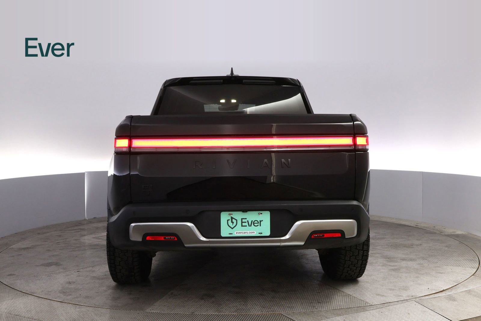Used 2022 Rivian R1T Launch Edition image 15