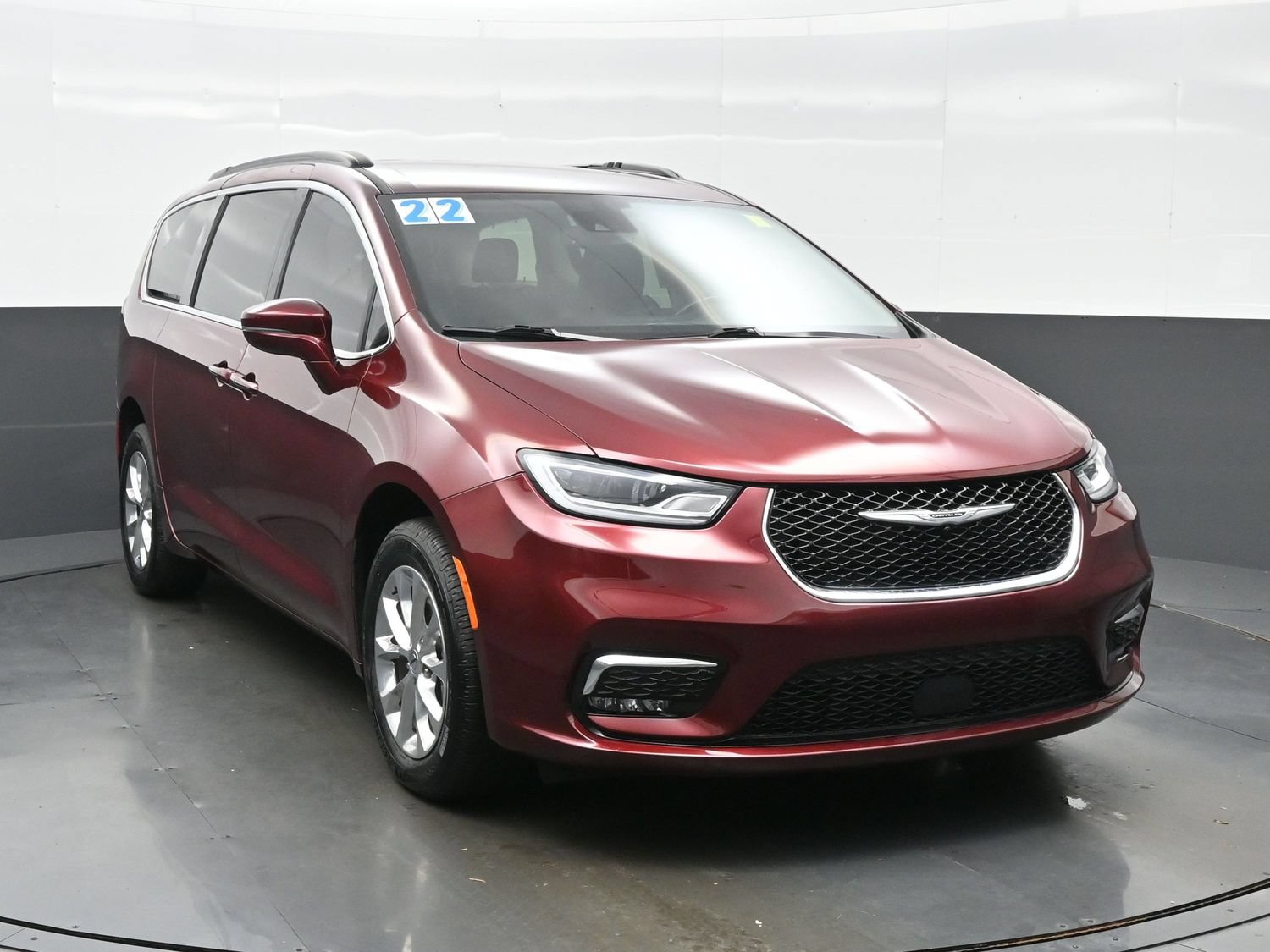 Used 2022 Chrysler Pacifica Touring-L AWD/4WD image 11