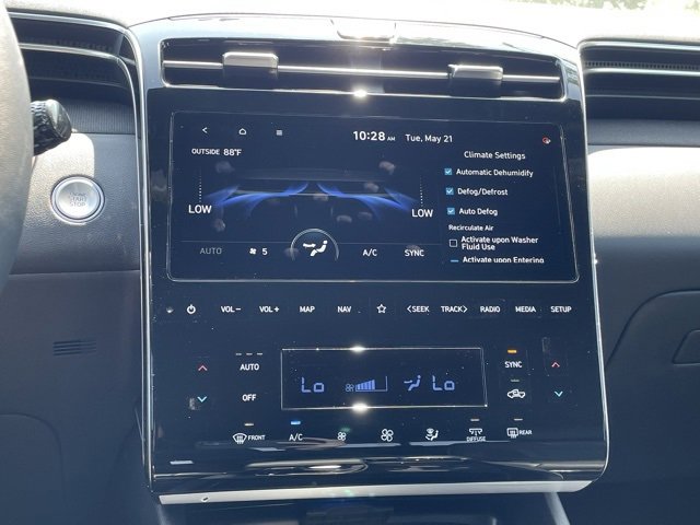 Used 2024 Hyundai Santa Cruz Limited image 16