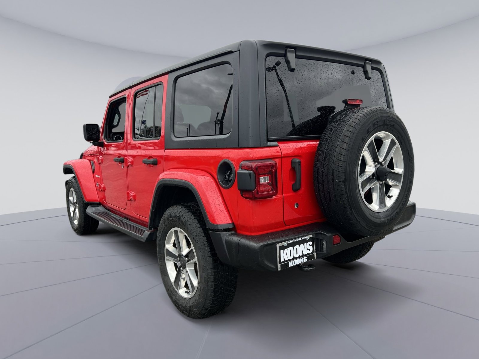 Used 2018 Jeep Wrangler Unlimited Sahara image 4