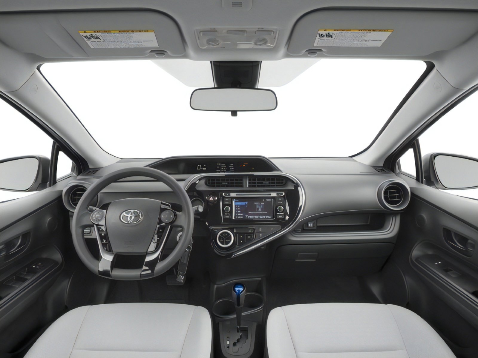 Used 2018 Toyota Prius C One FWD image 8