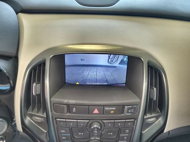 Used 2013 Buick Verano FWD image 17