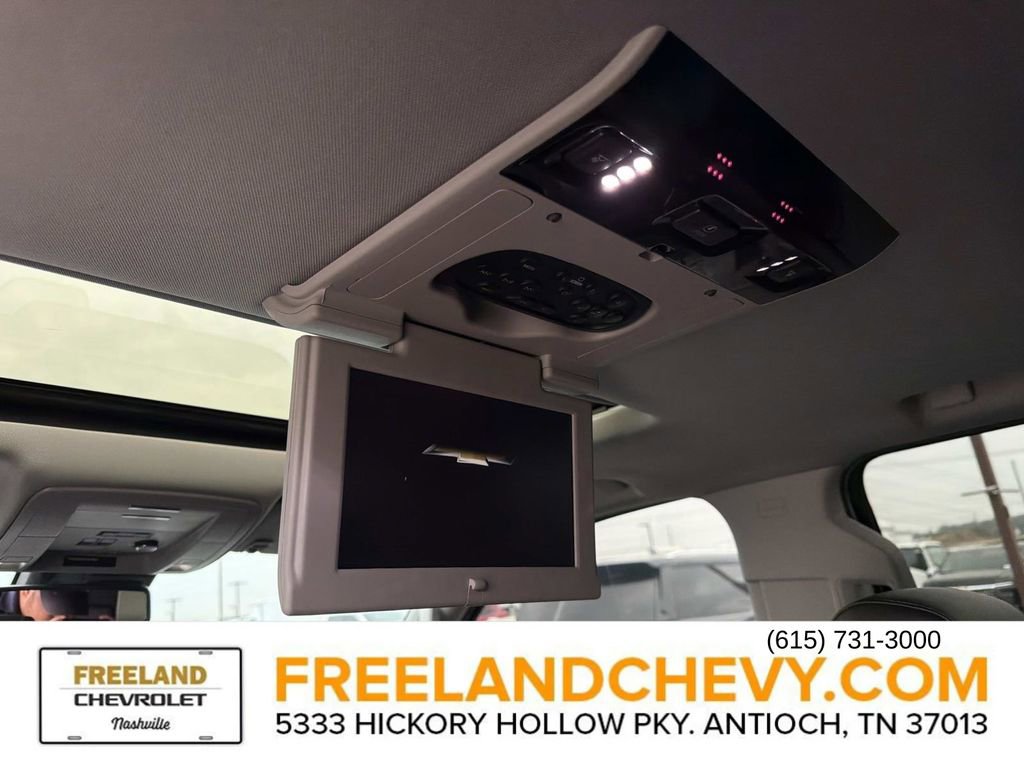 Used 2020 Chevrolet Suburban Premier image 20