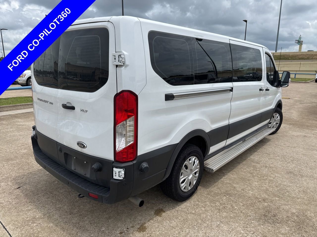 Used 2024 Ford Transit 350 XLT RWD image 10