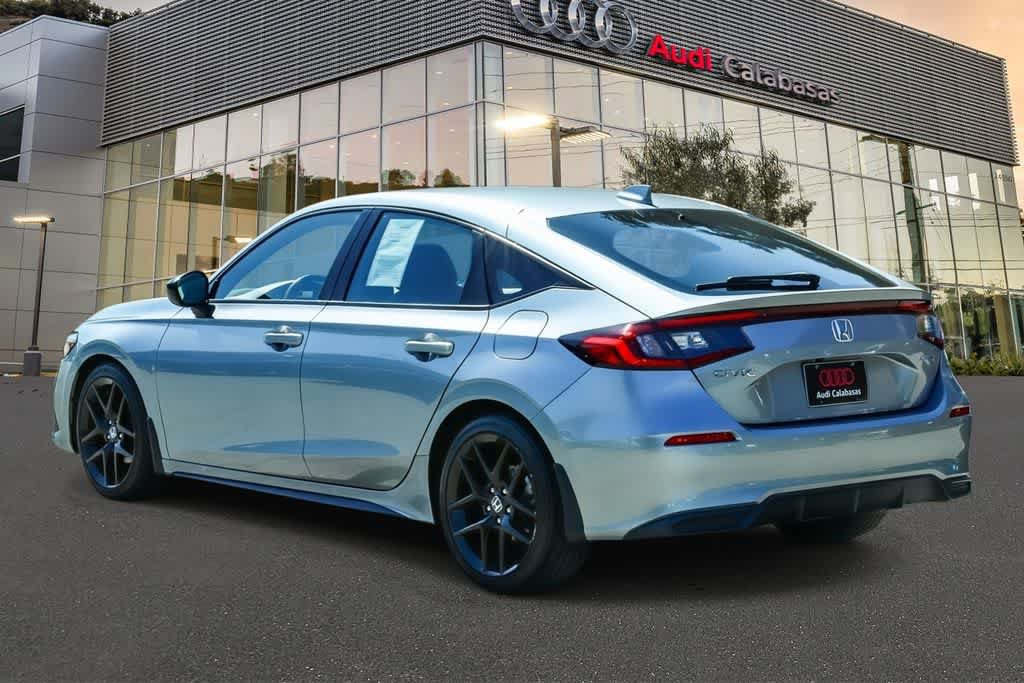 Used 2022 Honda Civic Sport image 2