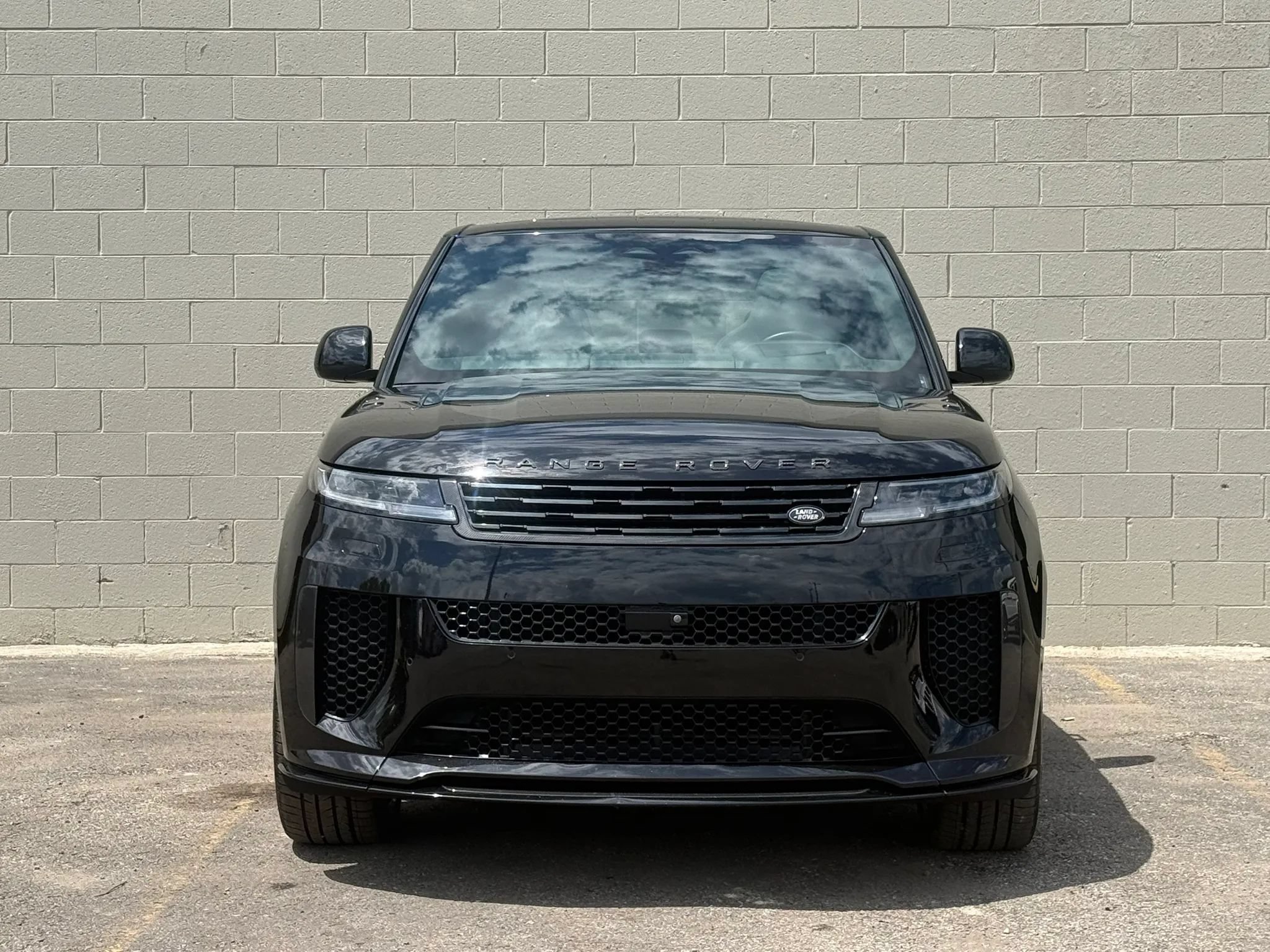 Used 2024 Land Rover Range Rover Sport AWD/4WD image 22