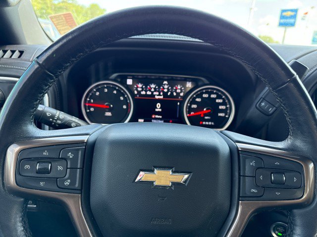 Used 2022 Chevrolet Silverado 1500 High Country w/ Technology Package image 30