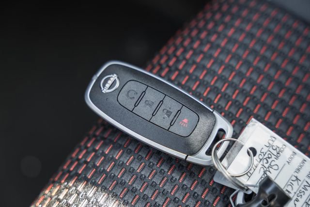 New 2026 Nissan Kicks SR w/ Cold Weather Package image 40