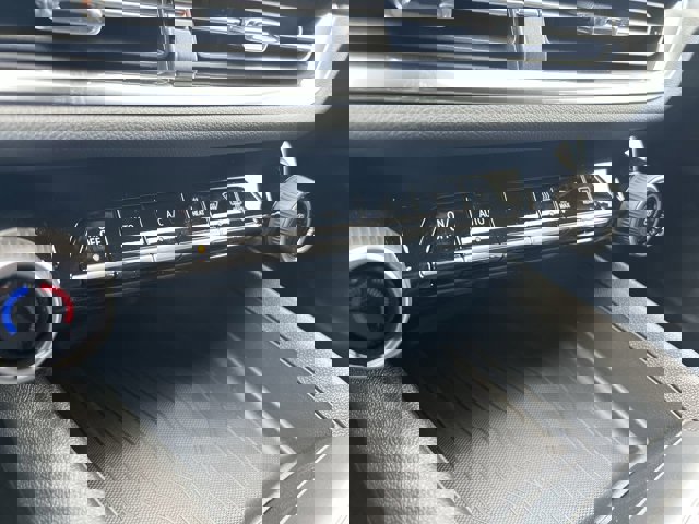 New 2026 Chevrolet Equinox EV LT image 11