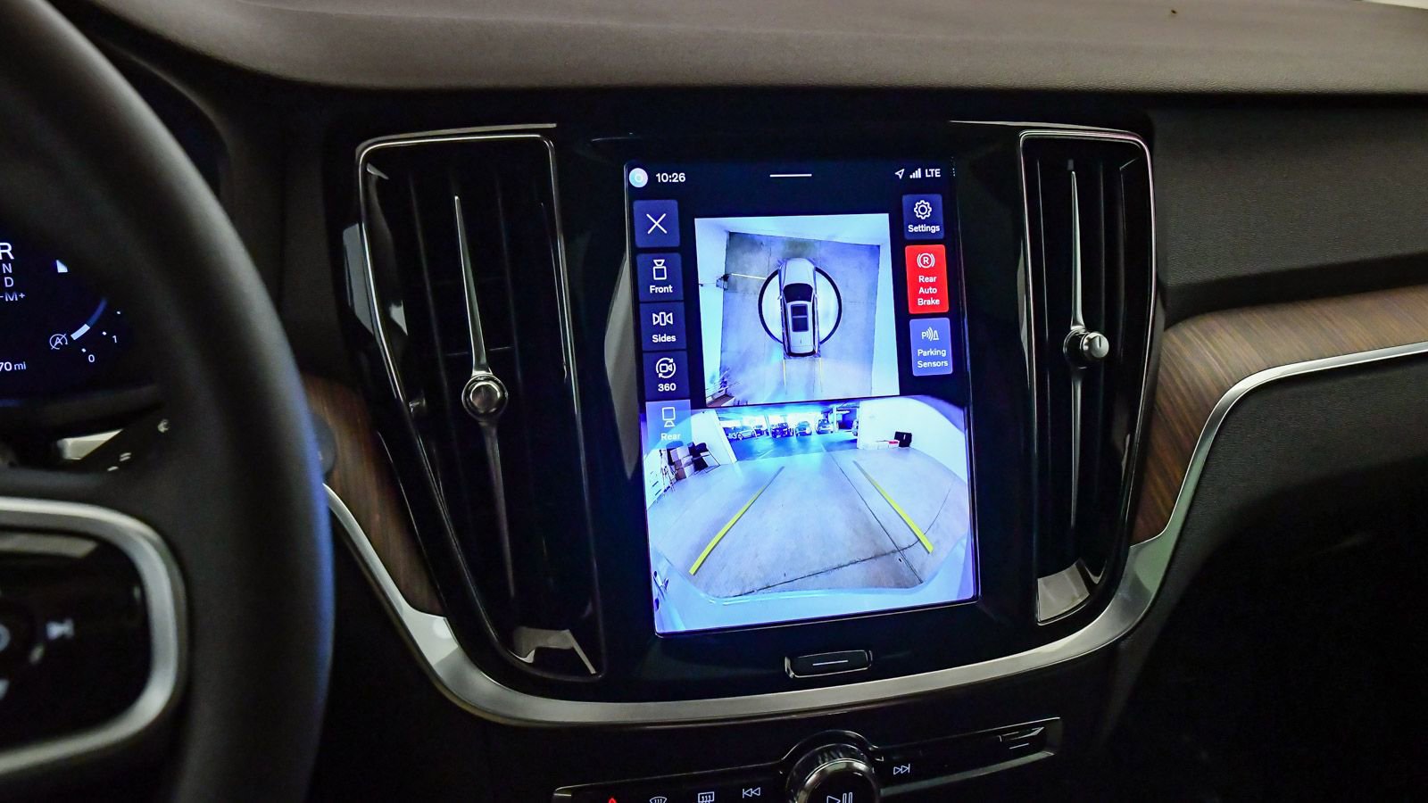 Certified 2025 Volvo V60 B5 Cross Country Plus image 21