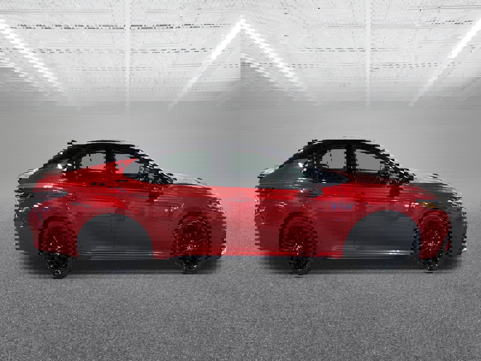 Used 2024 Toyota Camry XSE w/ Navigation Package image 7