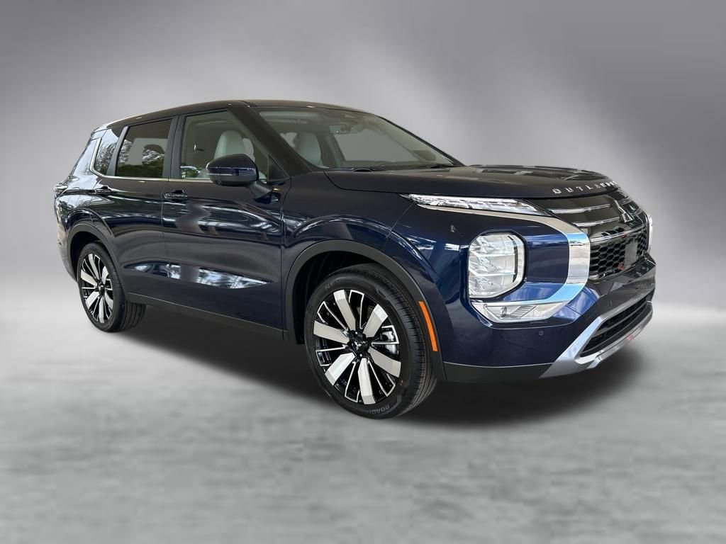 New 2026 Mitsubishi Outlander SE FWD image 2
