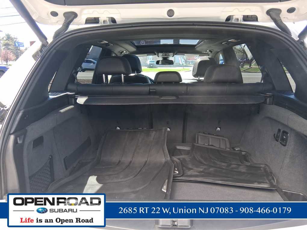 Used 2017 BMW X5 xDrive40e image 9