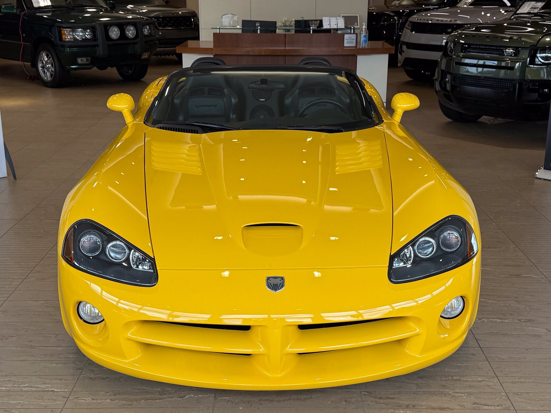 Used 2005 Dodge Viper SRT-10 RWD image 15