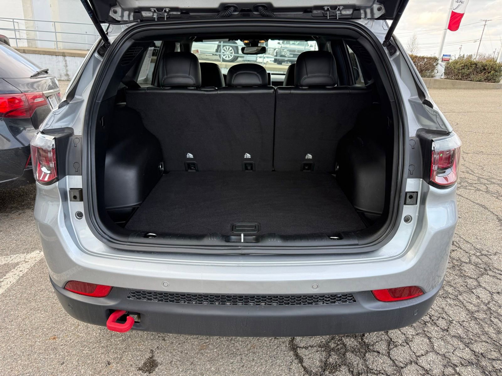 Used 2024 Jeep Compass Trailhawk image 38