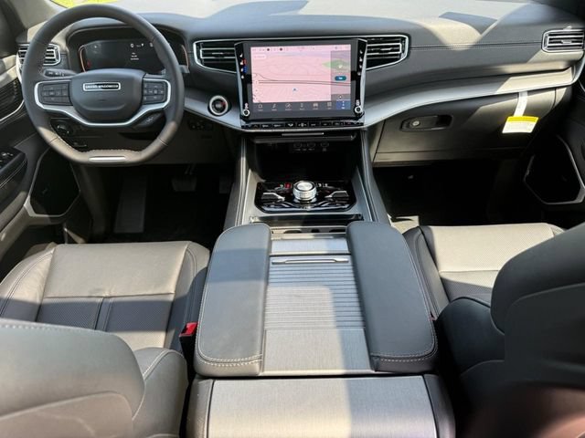 New 2026 Jeep Grand Wagoneer L Limited w/ Premium Group II AWD/4WD image 18