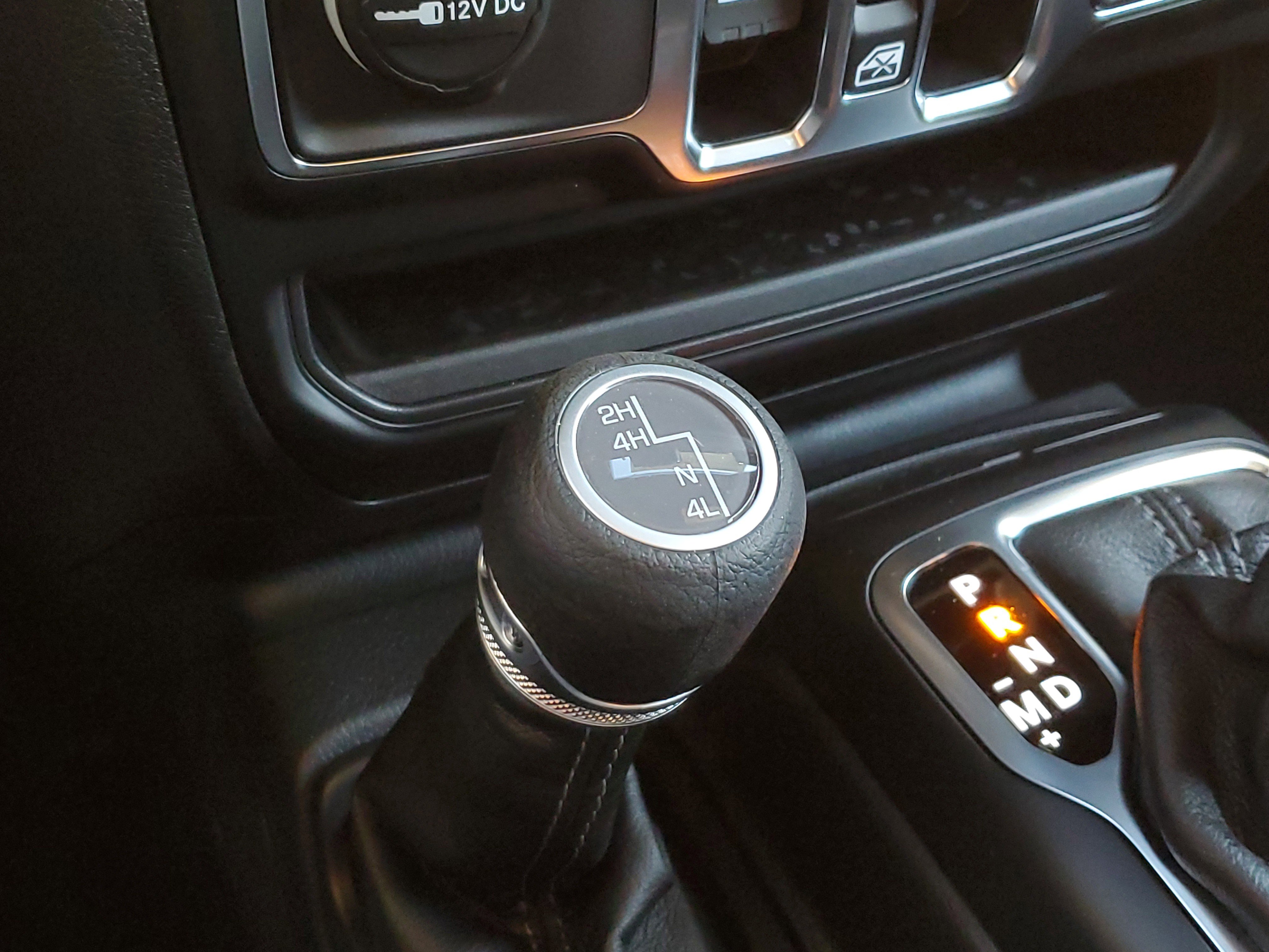 New 2025 Jeep Gladiator Sport image 26