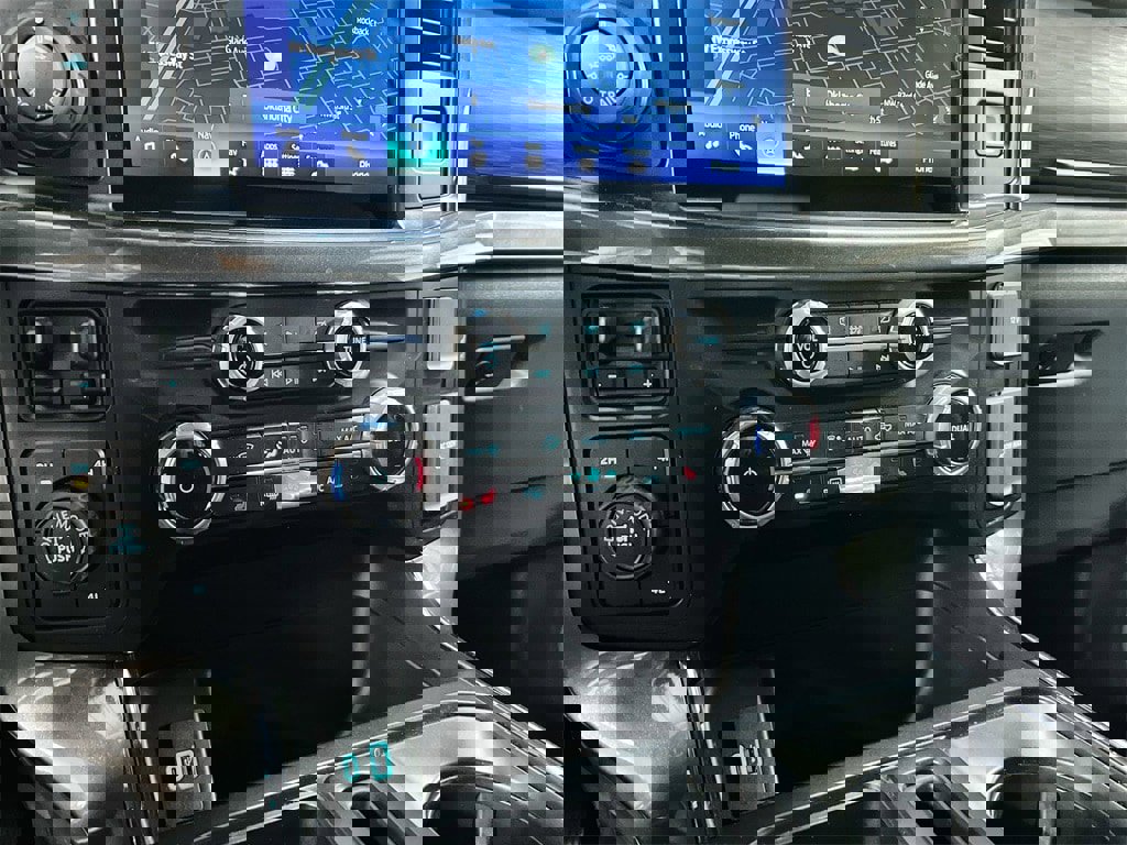 Used 2023 Ford F150 XLT w/ Equipment Group 302A High image 35