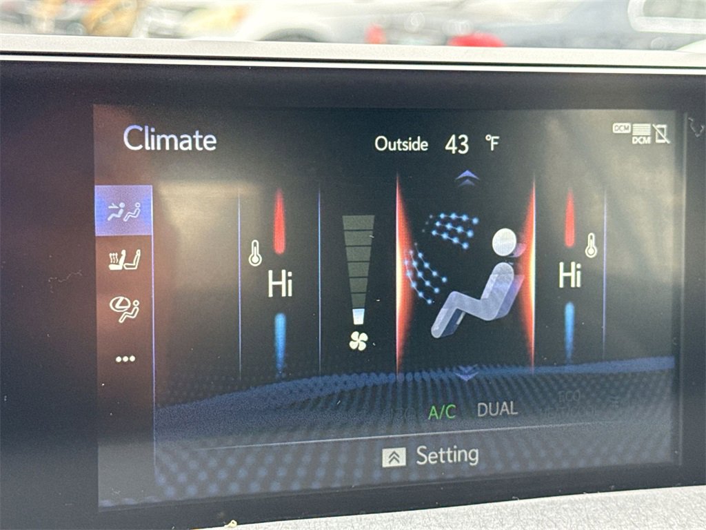 Used 2020 Lexus UX 250h 250h Base w/ Premium Package image 17