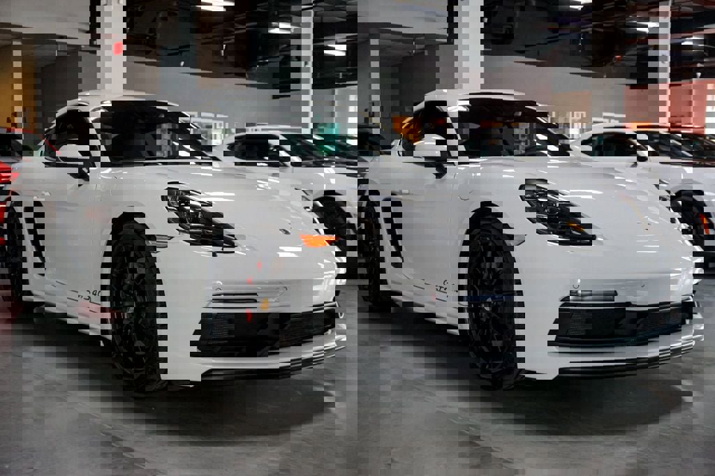 Used 2024 Porsche 718 Cayman GT4 image 2