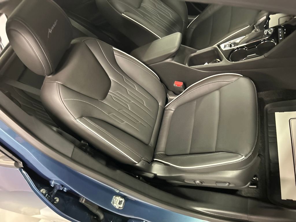 New 2026 Buick Encore GX Avenir w/ Avenir Technology Package image 24