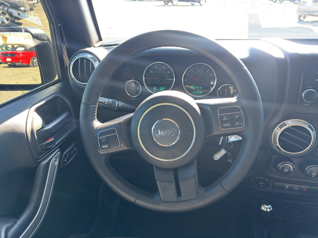 Used 2018 Jeep Wrangler Unlimited Sahara image 21