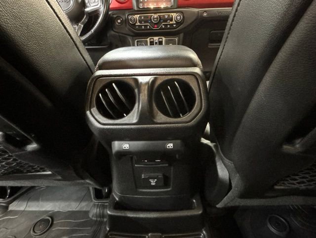 Used 2019 Jeep Wrangler Unlimited Rubicon AWD/4WD image 21