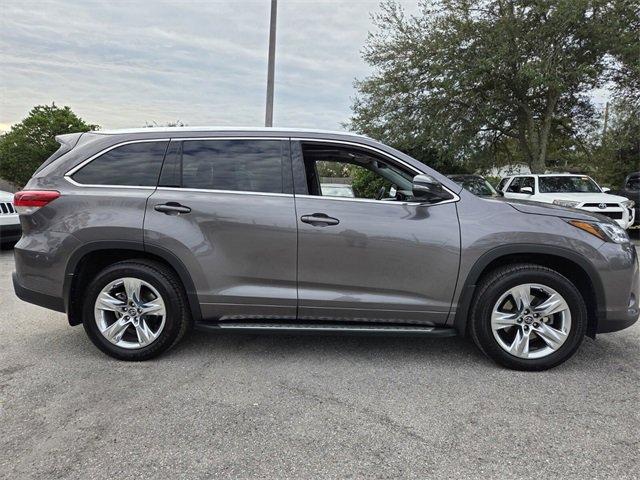 Used 2019 Toyota Highlander Limited image 8