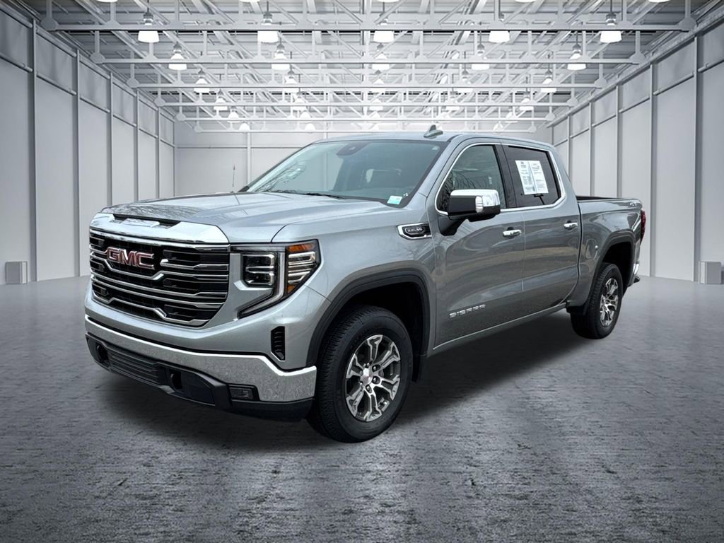 Used 2025 GMC Sierra 1500 SLT AWD/4WD image 3