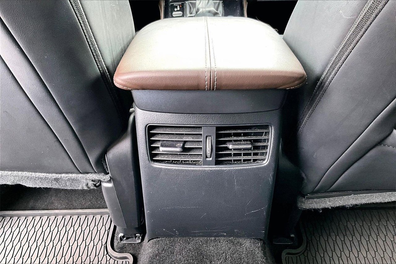 Used 2022 MAZDA CX-30 AWD 2.5 S w/ Premium Package image 17