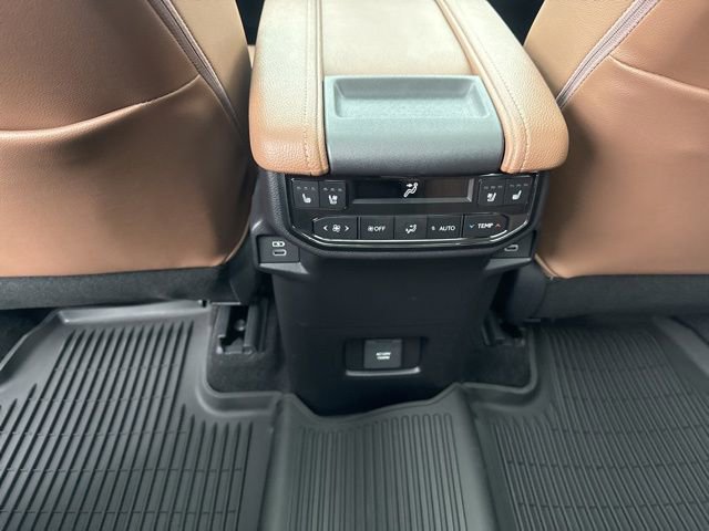 New 2026 Toyota Grand Highlander AWD Hybrid image 17