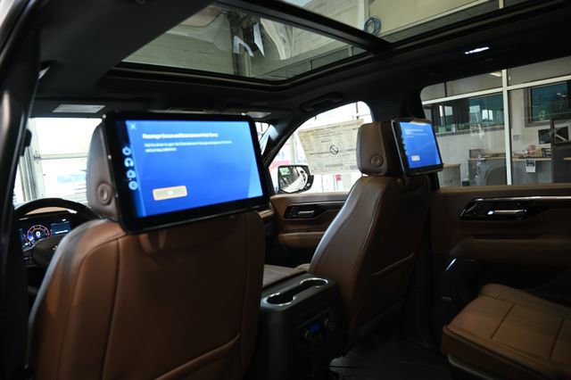 New 2026 Chevrolet Suburban High Country AWD/4WD image 22