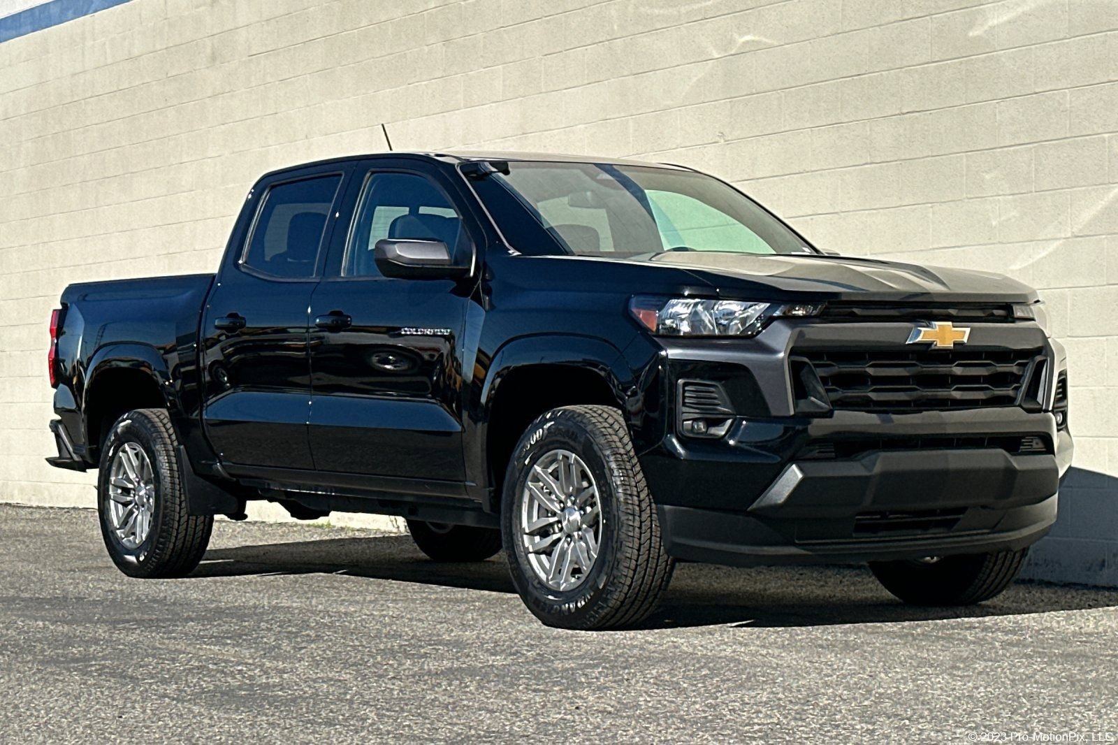 Certified 2024 Chevrolet Colorado LT w/ LT Convenience Package image 1
