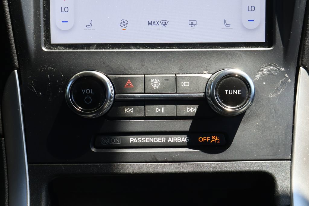 Used 2024 Ford Edge SEL AWD/4WD image 18