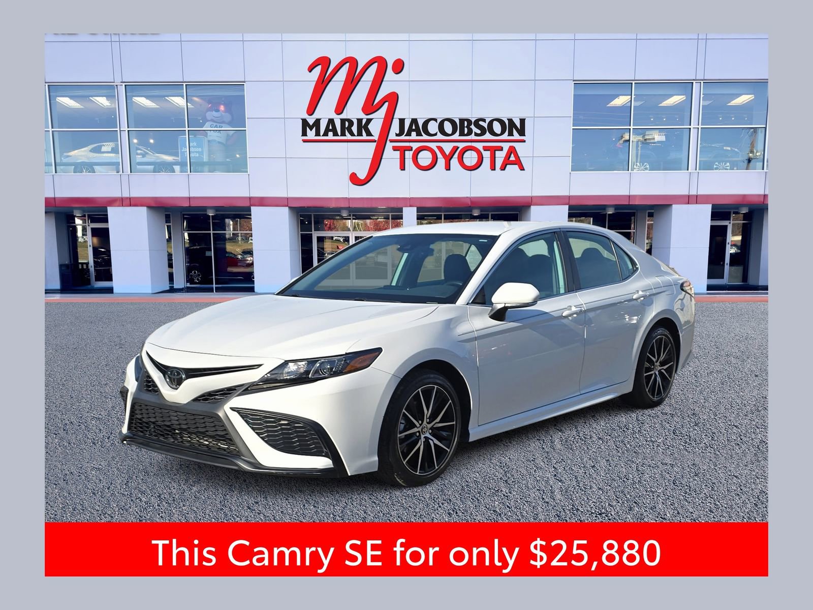 Used 2023 Toyota Camry SE image 1