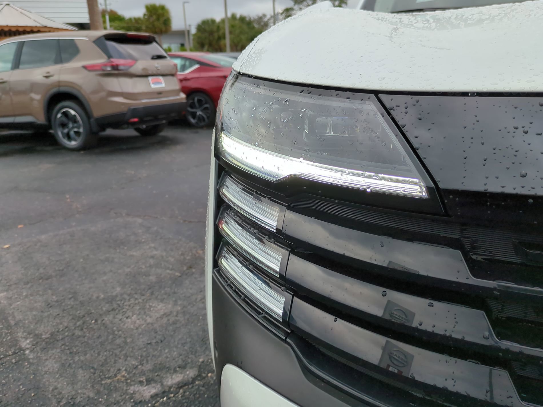 New 2026 Nissan Kicks SR FWD image 10