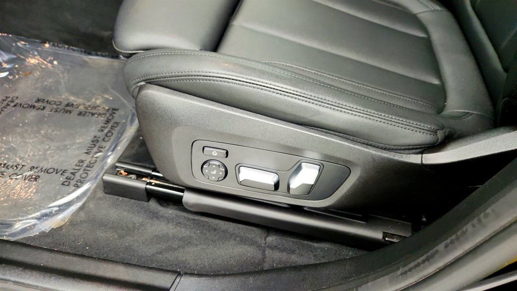 Used 2021 BMW X3 xDrive30i w/ Convenience Package image 12