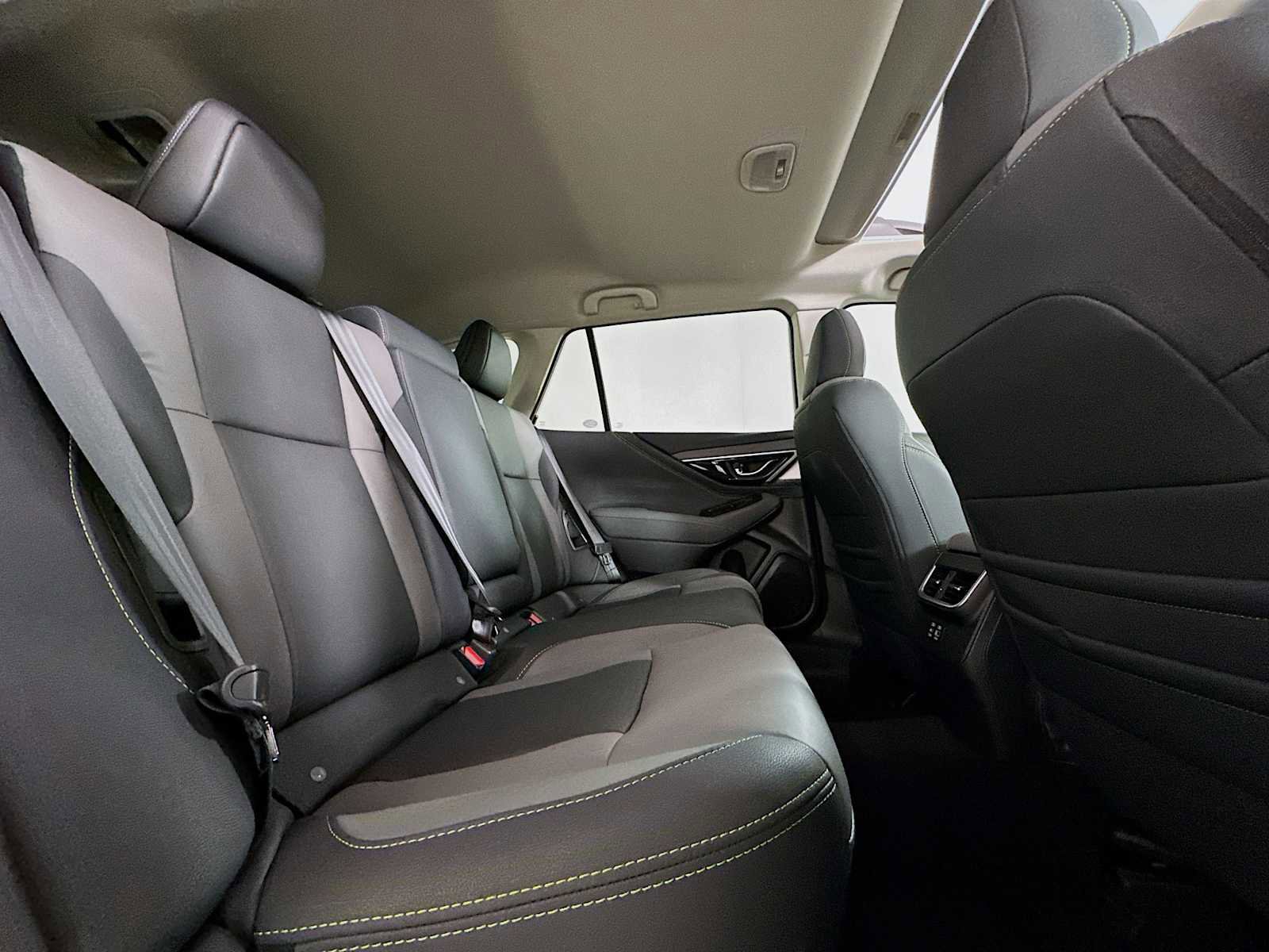 Certified 2025 Subaru Outback Onyx Edition image 25