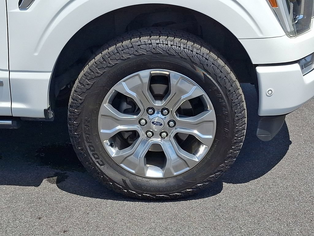 Used 2021 Ford F150 Platinum w/ FX4 Off-Road Package AWD/4WD image 8