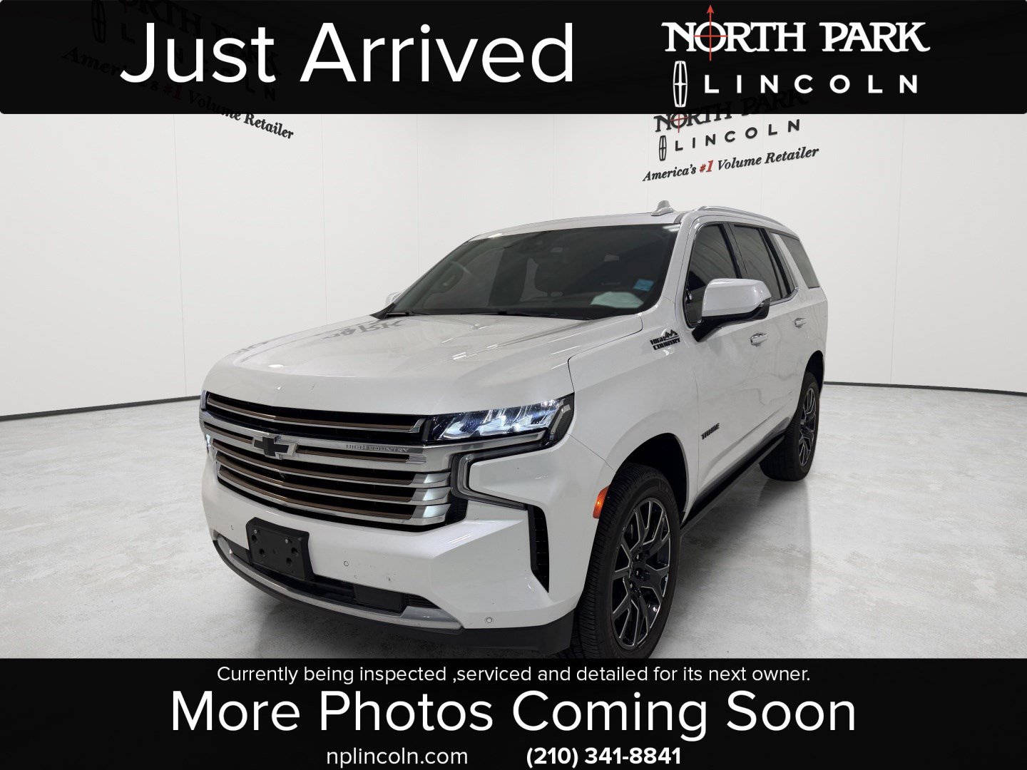 Used 2023 Chevrolet Tahoe High Country w/ LPO, Illumination Package AWD/4WD image 1
