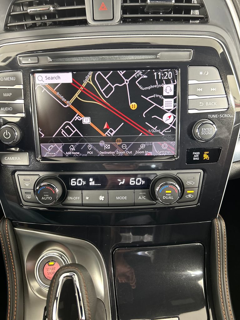 Used 2023 Nissan Maxima SR w/ Sport Mat Group FWD image 14
