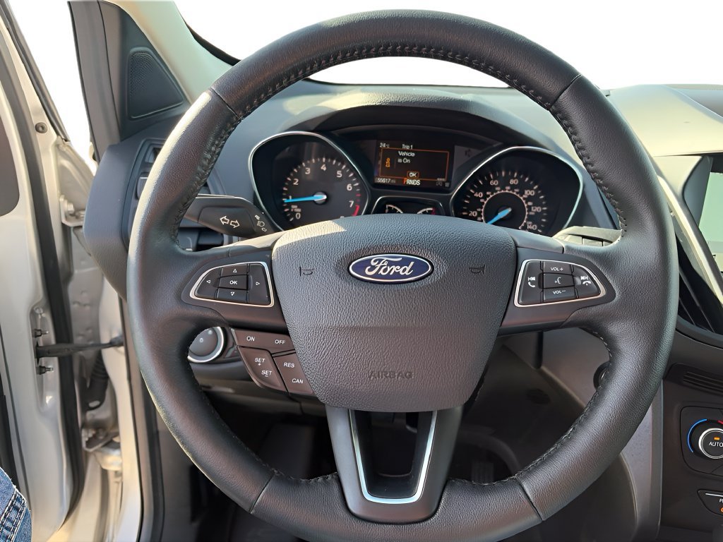 Used 2019 Ford Escape SEL w/ Sun & Style Package AWD/4WD image 17