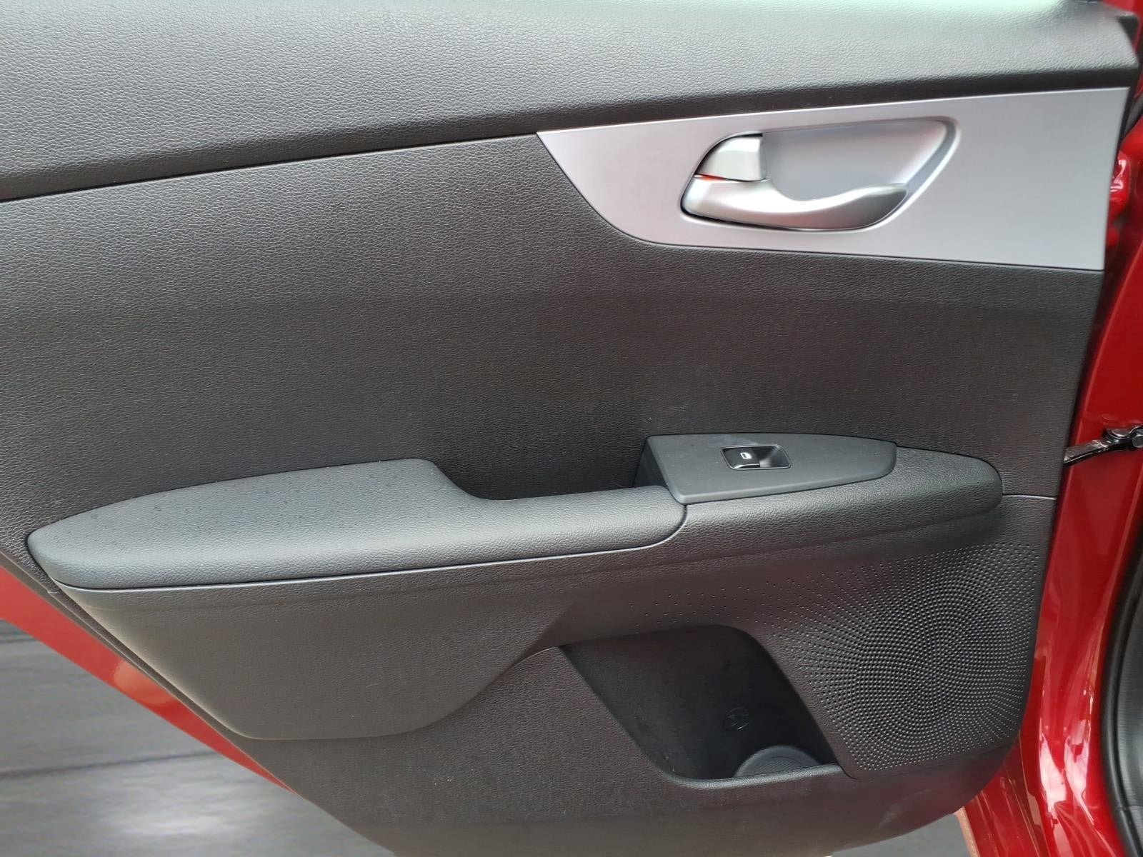 Used 2024 Kia Forte LXS FWD image 10
